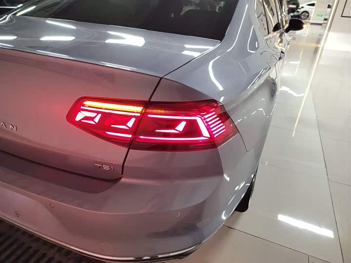 Фото 8 - Volkswagen Magotan