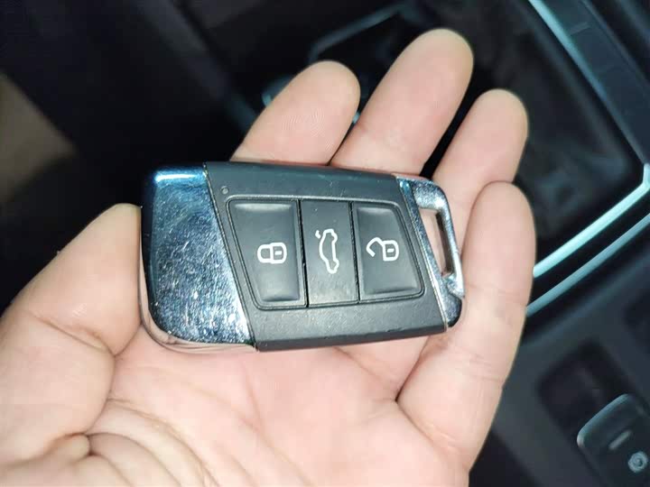 Фото 9 - Volkswagen Magotan