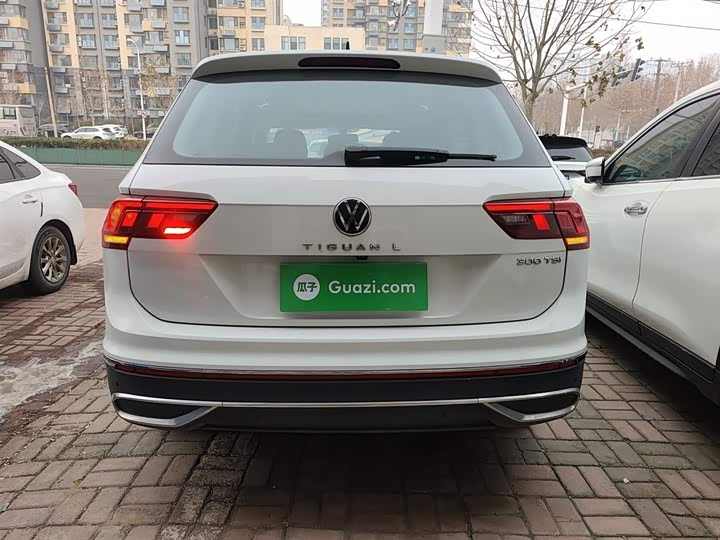 Фото 6 - Volkswagen Tiguan L Pro