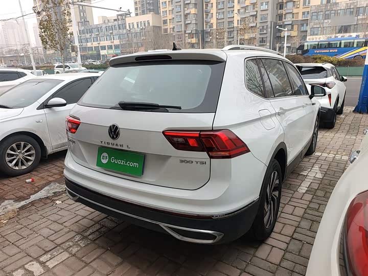 Фото 7 - Volkswagen Tiguan L Pro