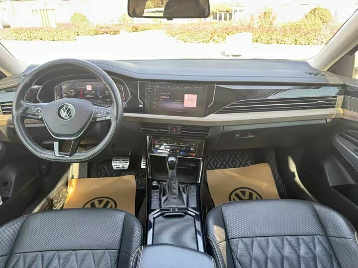 Фото 5 - Volkswagen Passat