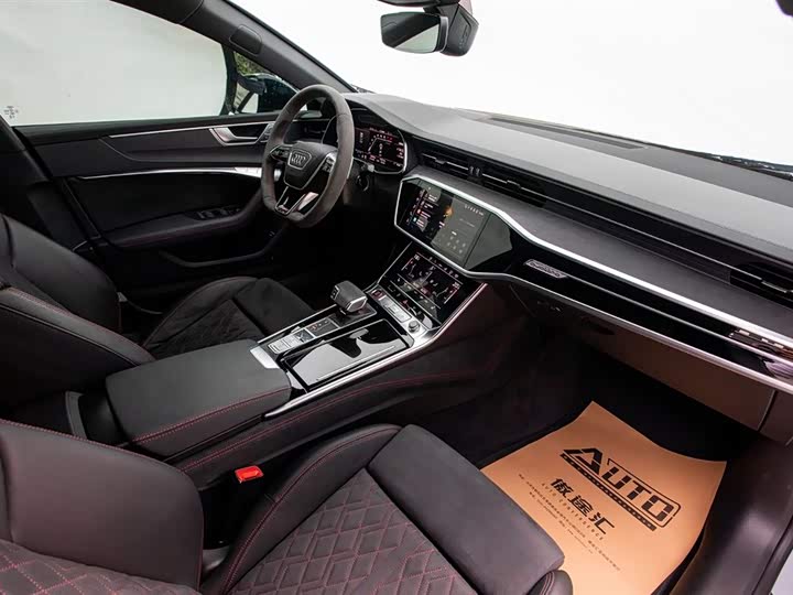 Фото 8 - Audi S7