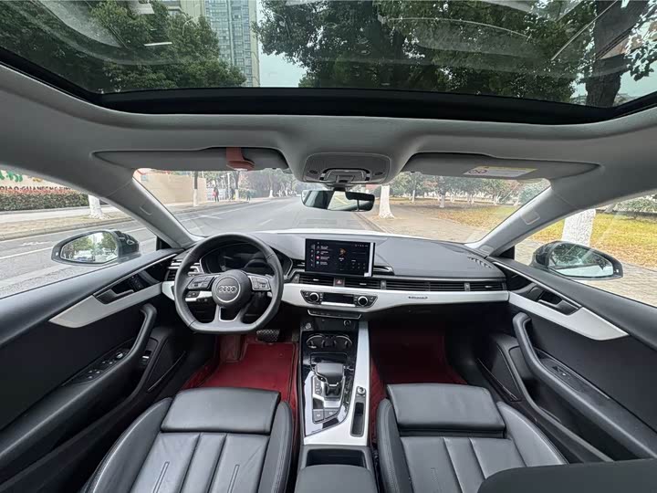 Фото 6 - Audi A5