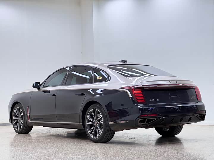 Фото 7 - Hongqi H9