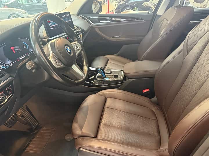 Фото 5 - BMW iX3