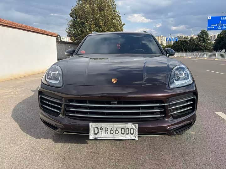 Фото 2 - Porsche Cayenne
