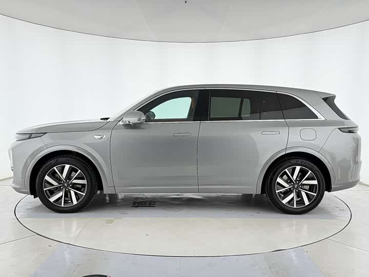 Фото 8 - LiXiang L7