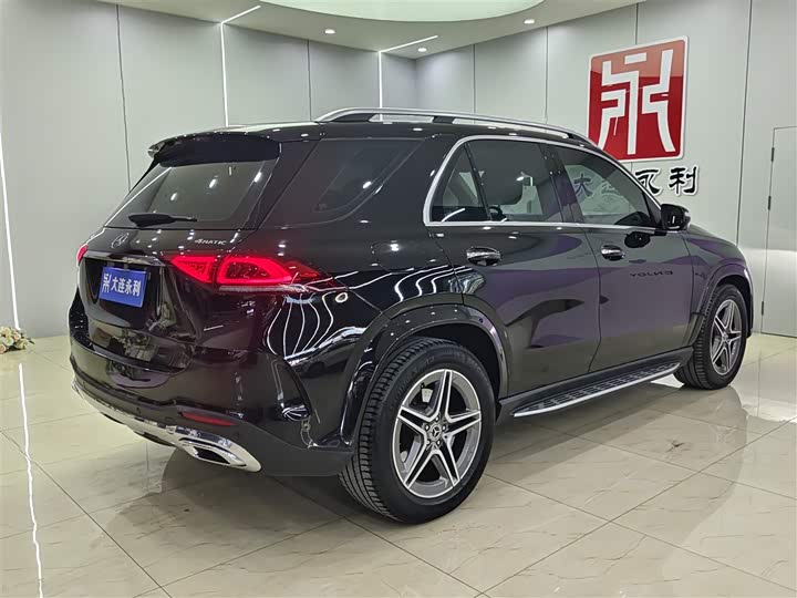 Фото 6 - Mercedes-Benz GLE-Class