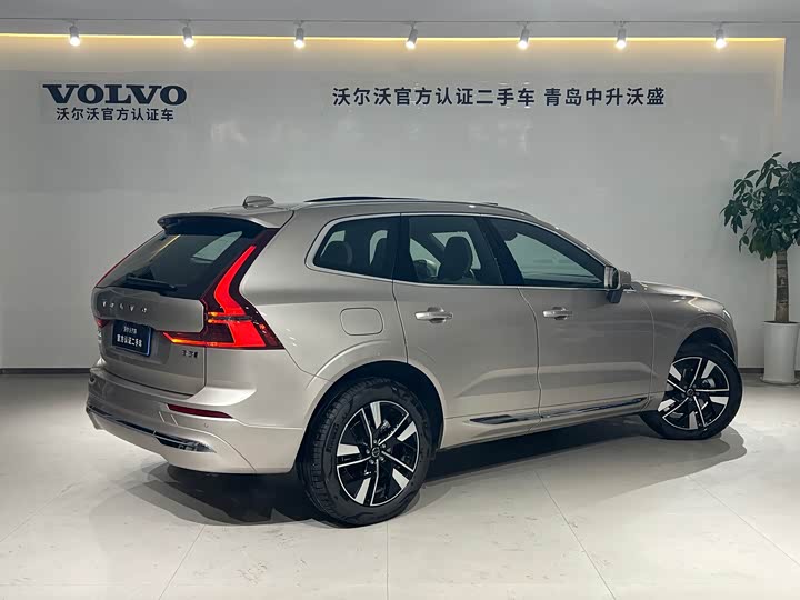 Фото 3 - Volvo XC60