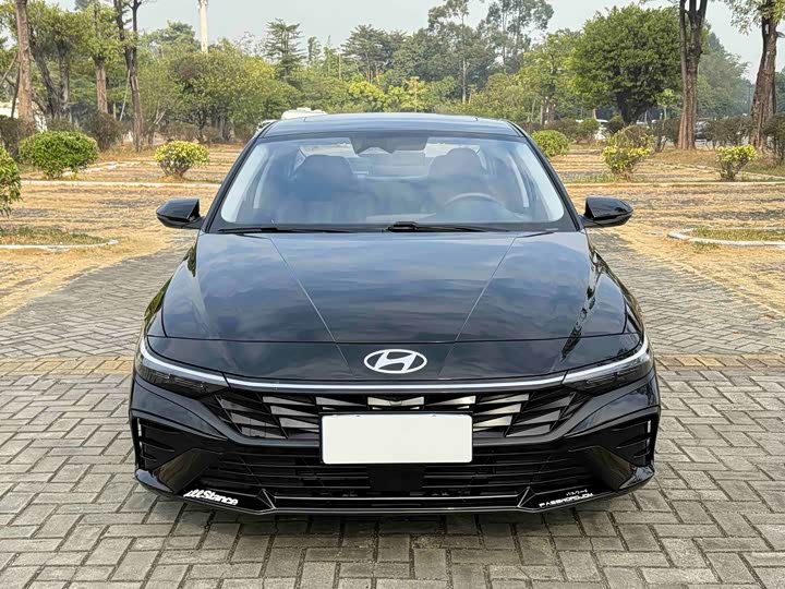 Фото 2 - Hyundai Elantra N line