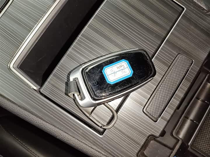 Фото 9 - Toyota Sienna