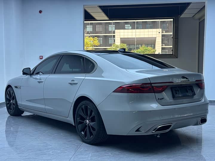 Фото 5 - Jaguar XF L