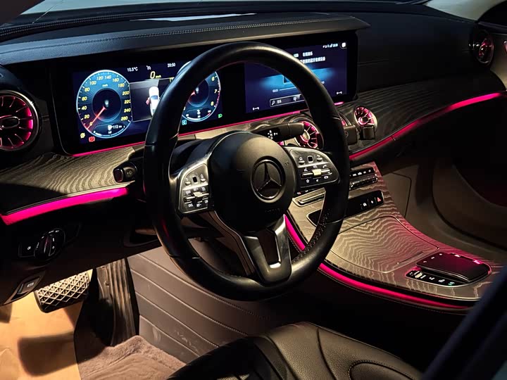 Фото 3 - Mercedes-Benz CLS-Class