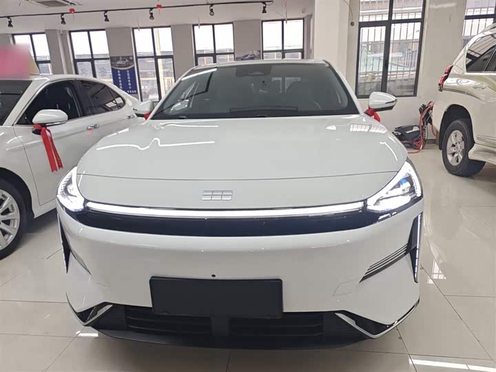 Фото 3 - Geely Galaxy L6