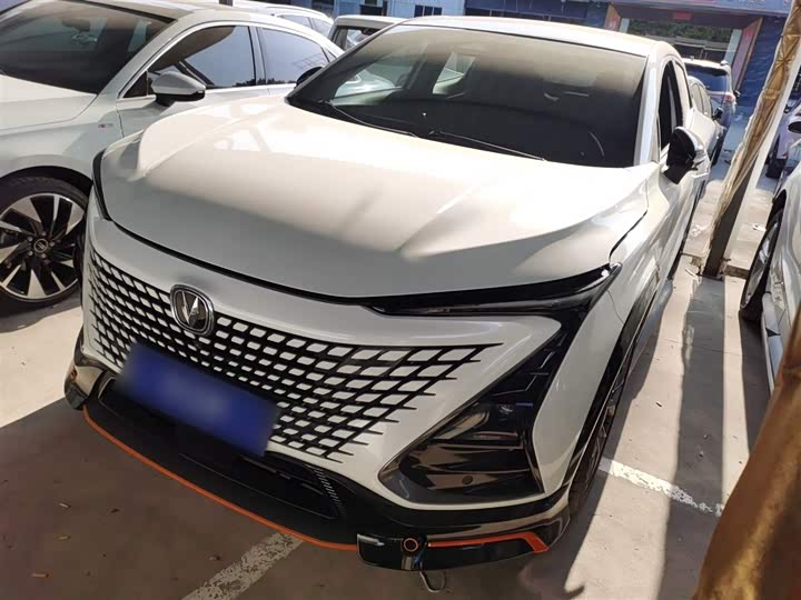 Фото 2 - Changan UNI-T