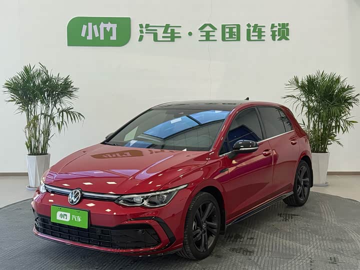 Фото 1 - Volkswagen Golf