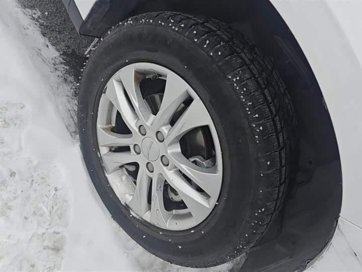 Фото 6 - Haval M6