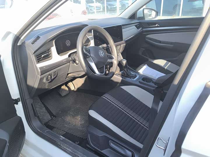 Фото 4 - Volkswagen Bora