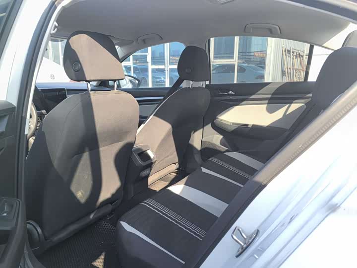 Фото 5 - Volkswagen Bora