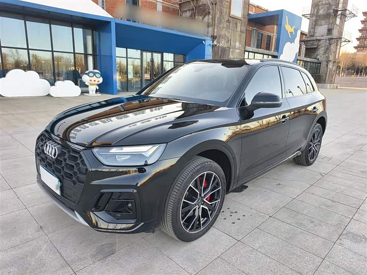 Фото 2 - Audi Q5L