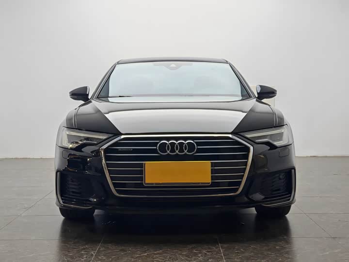 Фото 5 - Audi A6L