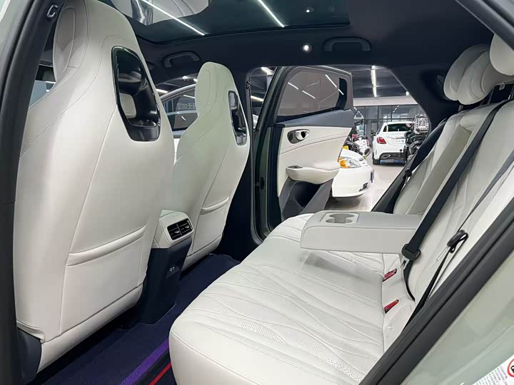 Фото 7 - BYD Seal 06 GT