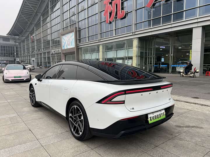 Фото 6 - XPeng F57