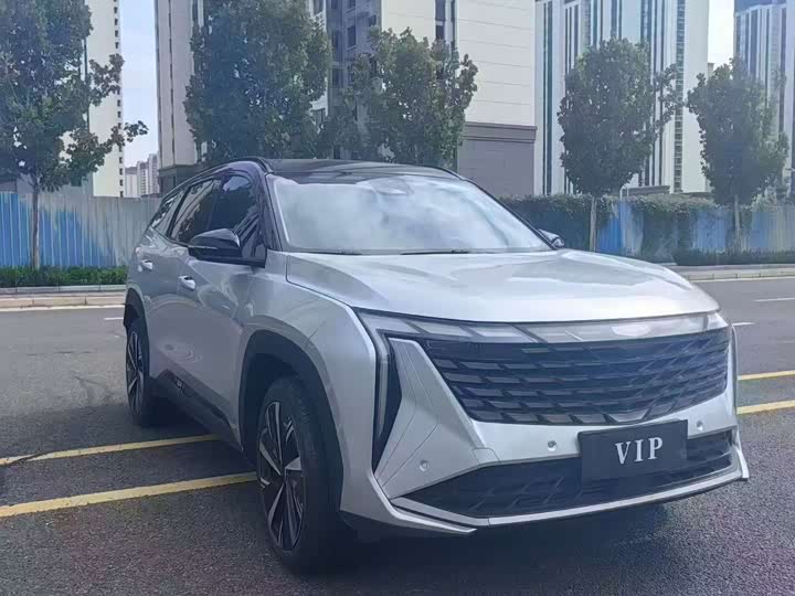 Фото 3 - Geely Atlas L