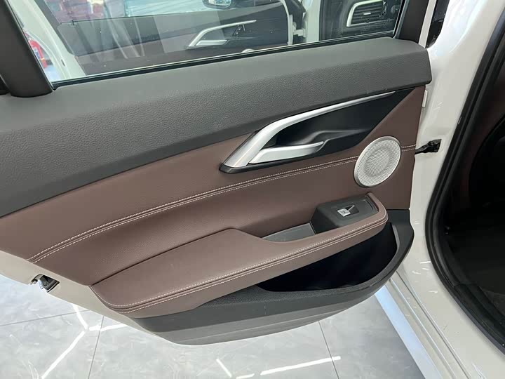 Фото 6 - BMW 1 Series