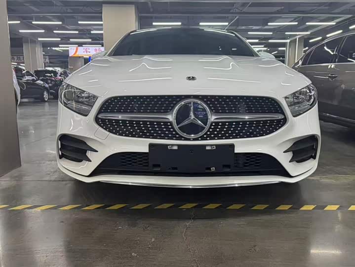 Фото 2 - Mercedes-Benz A-Class