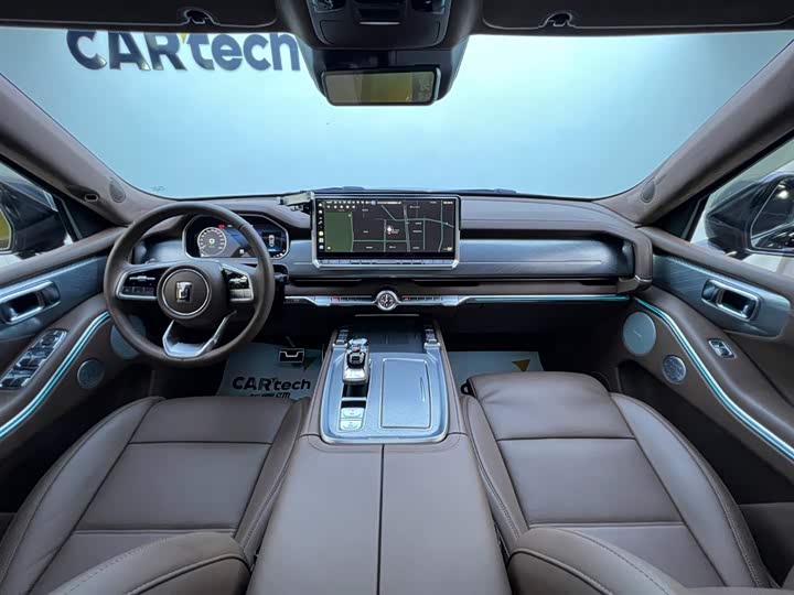 Фото 9 - Tank 700 Hybrid