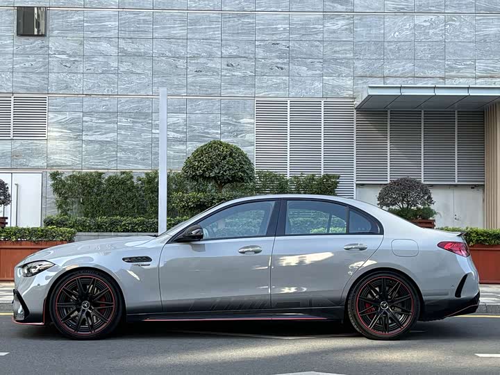 Фото 3 - Mercedes-Benz C-Class AMG Hybrid