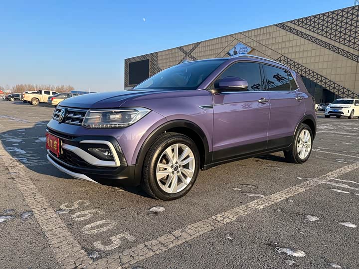 Фото 1 - Volkswagen T-Cross