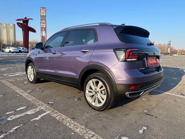 Фото 8 - Volkswagen T-Cross
