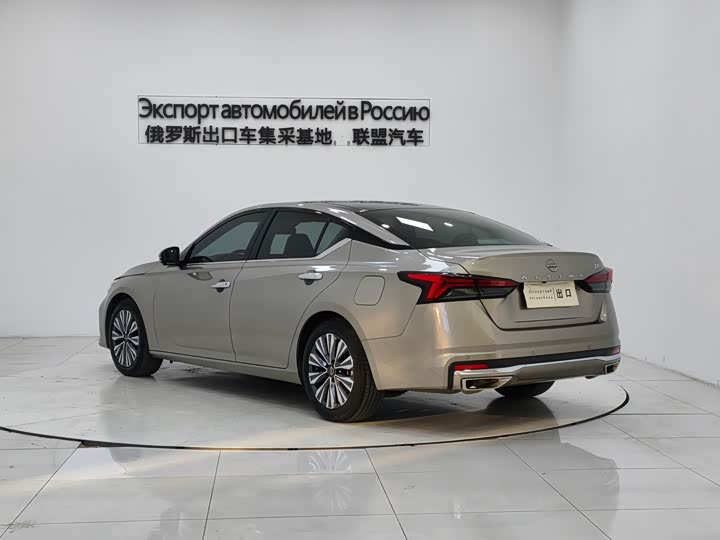 Фото 3 - Nissan Teana