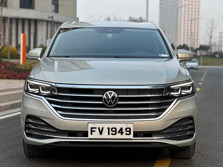 Фото 2 - Volkswagen Viloran