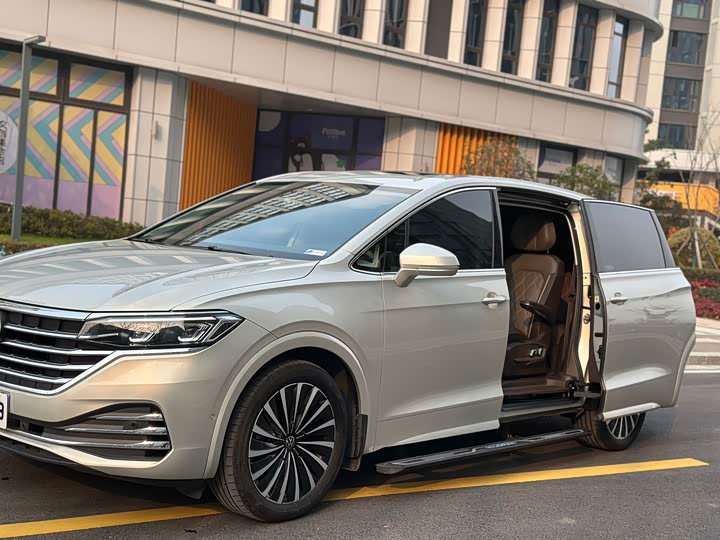 Фото 3 - Volkswagen Viloran