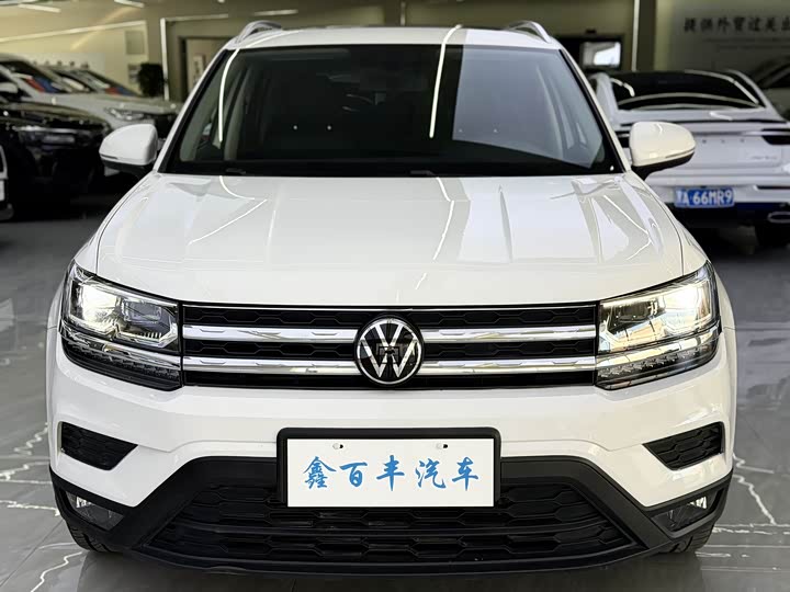 Фото 2 - Volkswagen Tharu