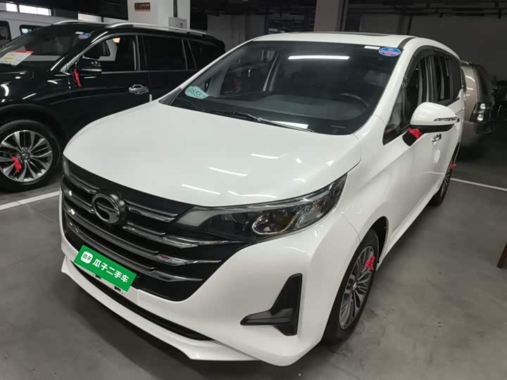 Фото 2 - GAC Trumpchi M6