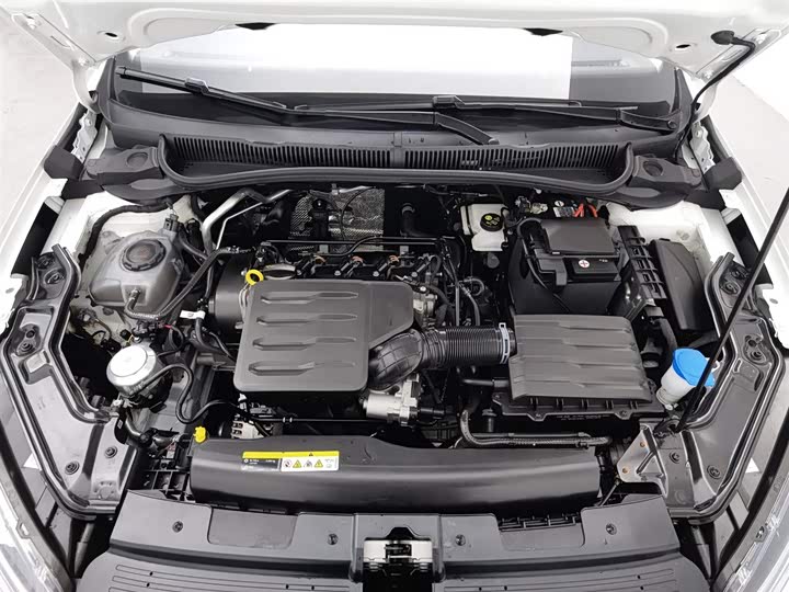 Фото 6 - Volkswagen Lavida