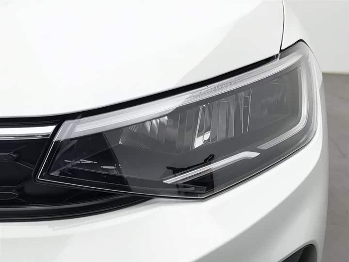 Фото 7 - Volkswagen Lavida