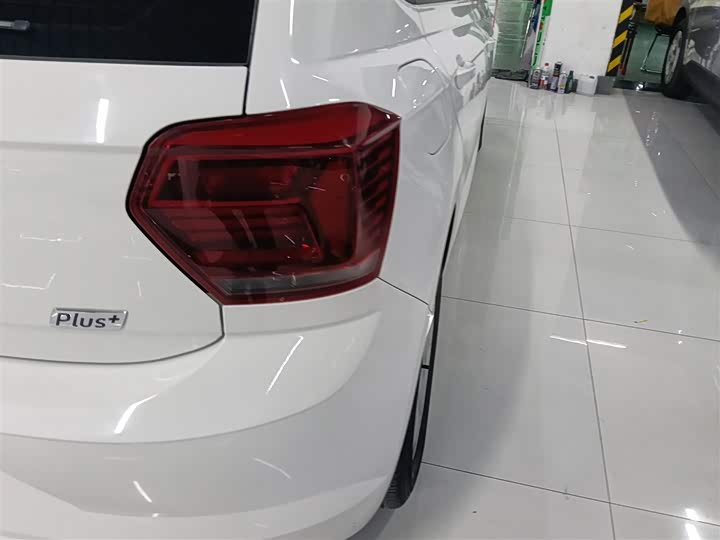 Фото 8 - Volkswagen Polo