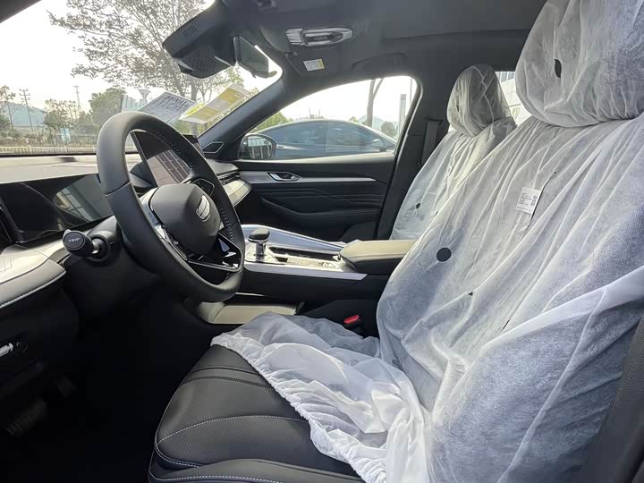 Photo 4 - Geely Preface