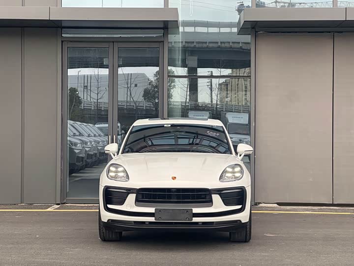 Фото 2 - Porsche Macan