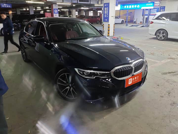 Фото 3 - BMW 3 Series