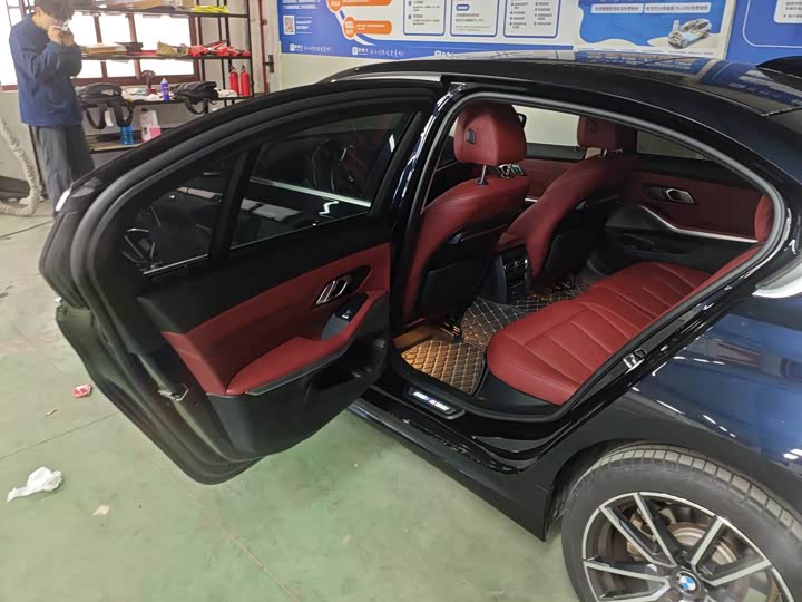 Фото 8 - BMW 3 Series