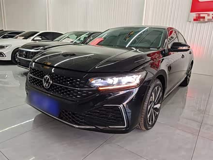 Фото 1 - Volkswagen Passat