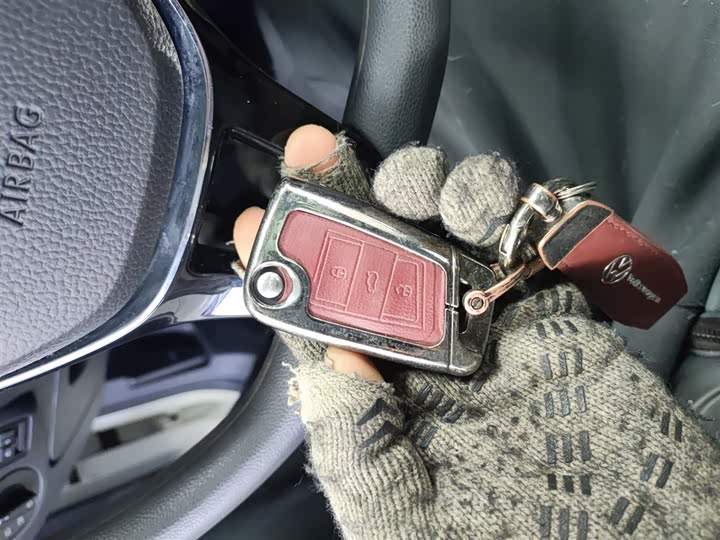 Фото 9 - Volkswagen Lavida