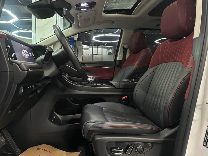 Фото 9 - GAC Trumpchi E9