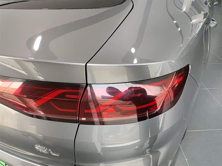 Фото 8 - BYD Qin L